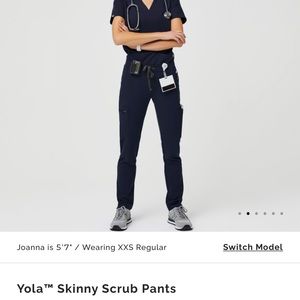 FIGS Yola scrub pants in Navy